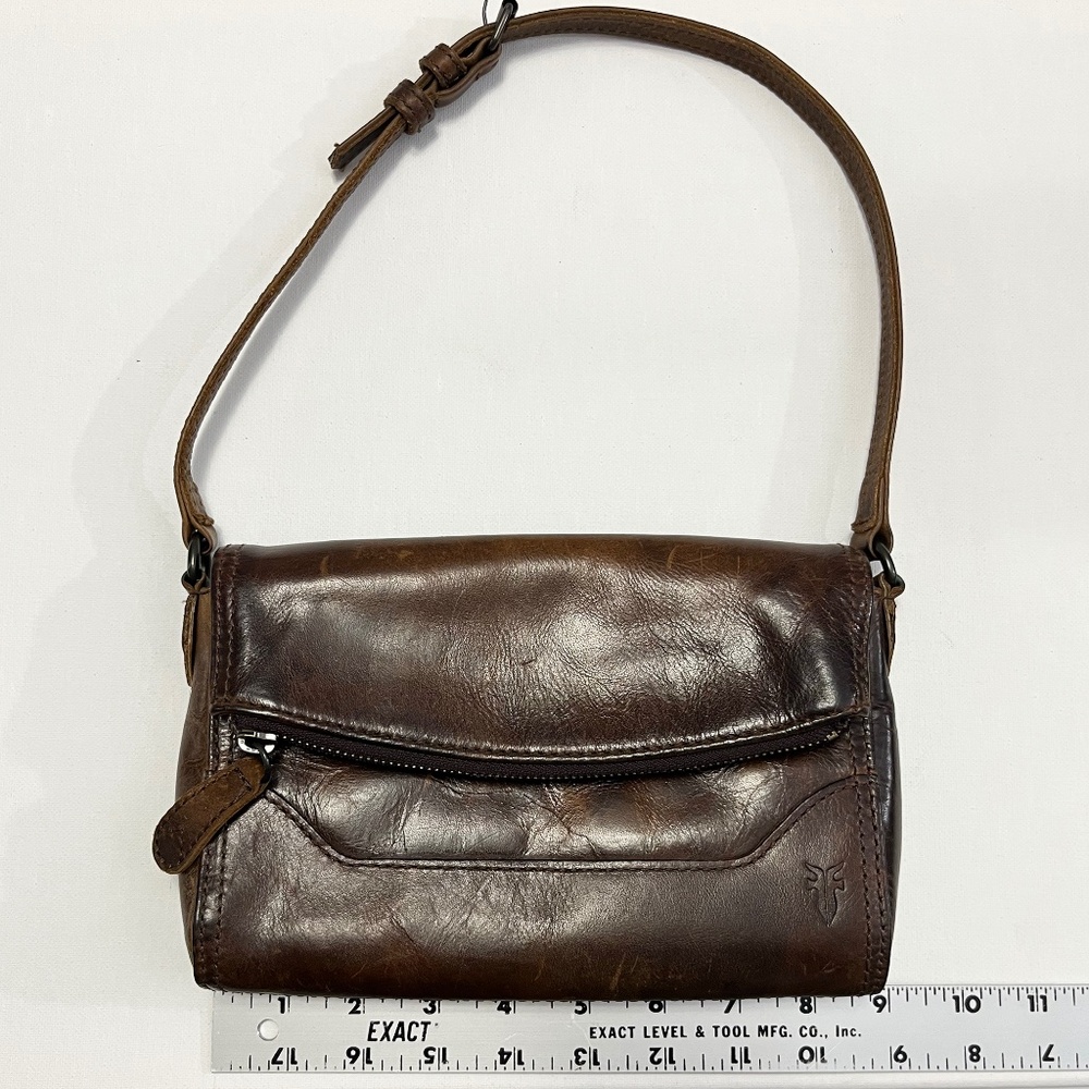 NWOT FRYE chocolate brown leather shoulder purse